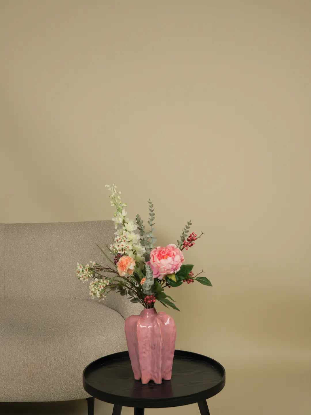 Kunstboeket Odette + Vaas Tuareg Roze