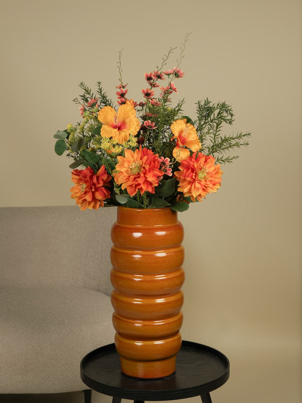 Kunstboeket Oranje Dahlia's Double + Vaas Michelin Oranje